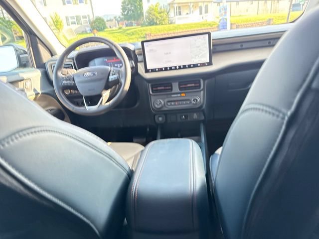 Certified 2025 Ford Maverick Lariat w/ 4K Tow Package AWD/4WD image 40