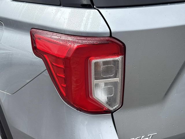 Certified 2022 Ford Explorer XLT image 11