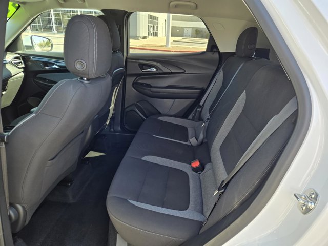 Used 2025 Chevrolet TrailBlazer LT FWD image 10