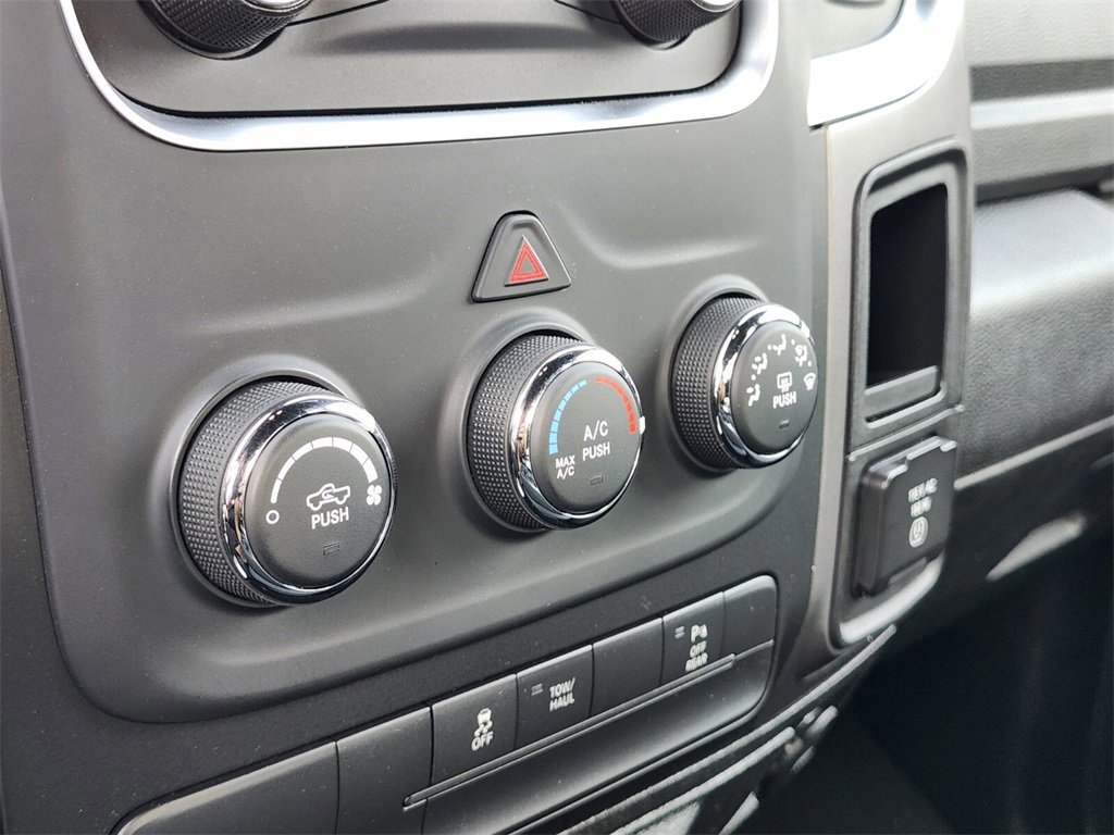 Used 2022 RAM 1500 Classic Warlock image 22