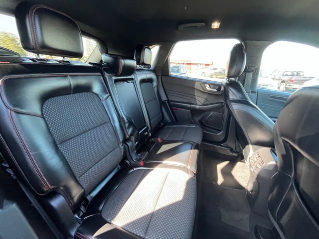 Certified 2023 Ford Escape ST-Line AWD/4WD image 12