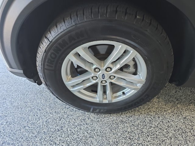 Certified 2024 Ford Explorer XLT w/ Equipment Group 202A image 6