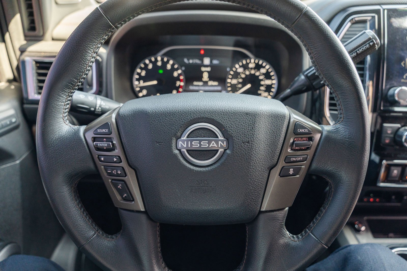 Used 2023 Nissan Titan Platinum Reserve w/ Moonroof Package image 41