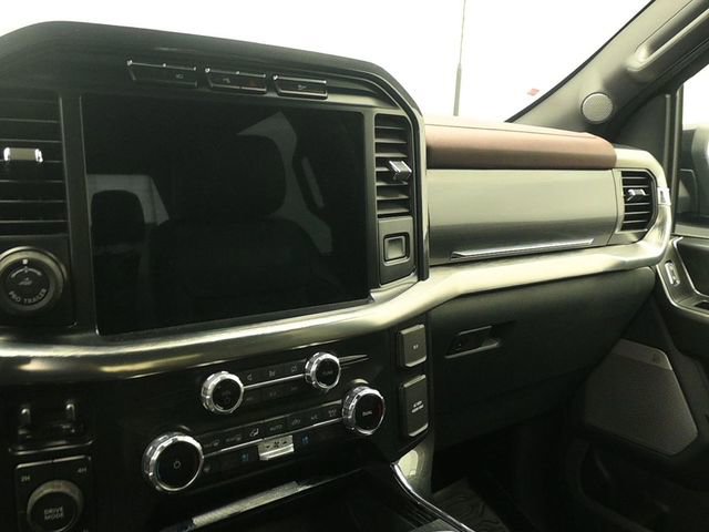 Certified 2022 Ford F150 Lariat w/ Equipment Group 502A High image 14