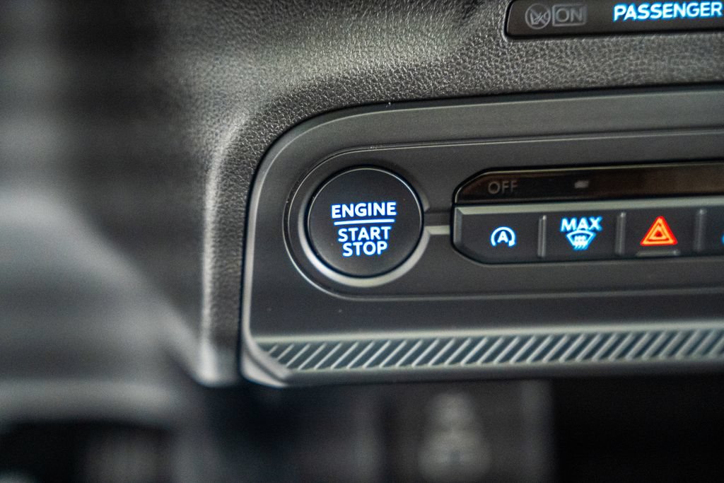 Certified 2025 Ford Bronco Sport Outer Banks w/ Outer Banks Tech Package+ AWD/4WD image 26