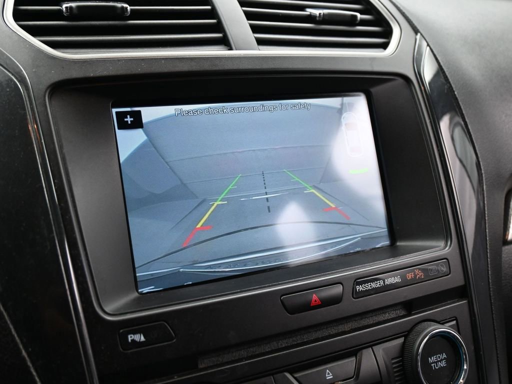 Certified 2018 Ford Explorer XLT w/ Equipment Group 202A image 46