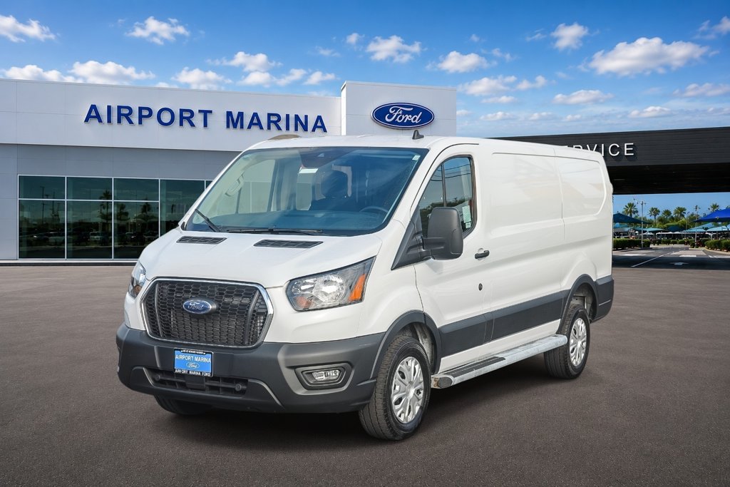 Certified 2025 Ford Transit 250 Low Roof w/ Exterior Upgrade Package RWD image 4