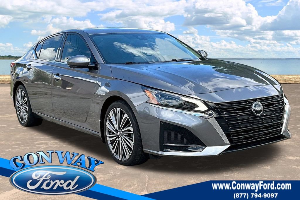 Used 2023 Nissan Altima 2.5 SL FWD image 1