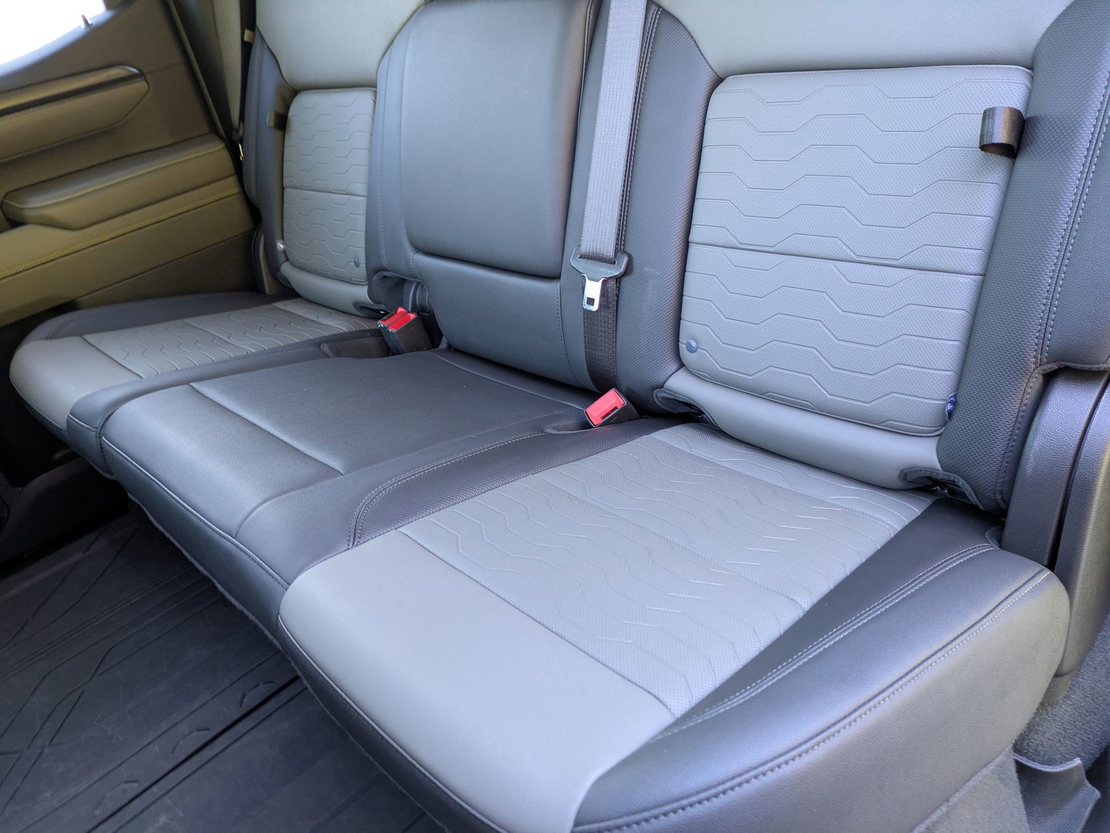 Used 2024 Chevrolet Silverado 1500 ZR2 w/ Technology Package image 31