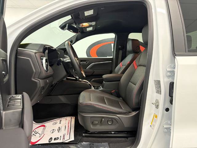 Used 2025 Chevrolet Colorado Z71 w/ Z71 Convenience Package 2 AWD/4WD image 25
