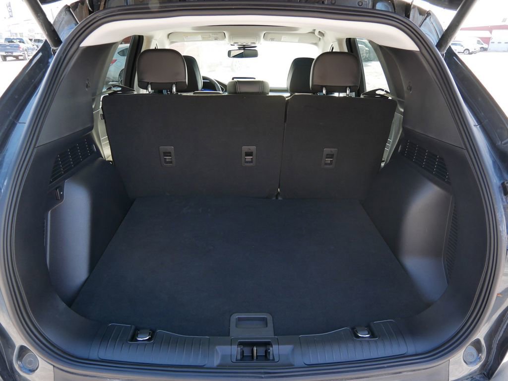 Certified 2022 Ford Escape Titanium w/ Class II Trailer Tow Package image 10