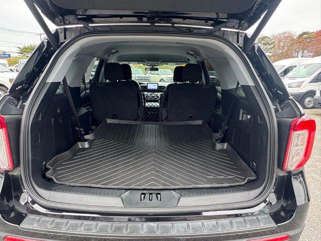 Certified 2022 Ford Explorer XLT image 7