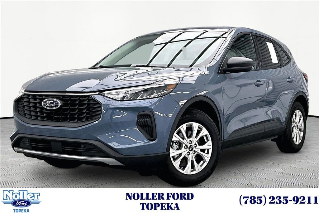 Certified 2025 Ford Escape Active w/ Active Premium Tech Pack FWD image 1