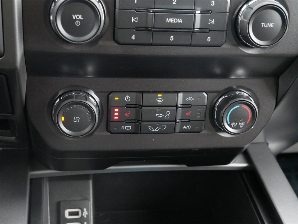 Certified 2019 Ford F150 XLT w/ Equipment Group 302A Luxury image 23