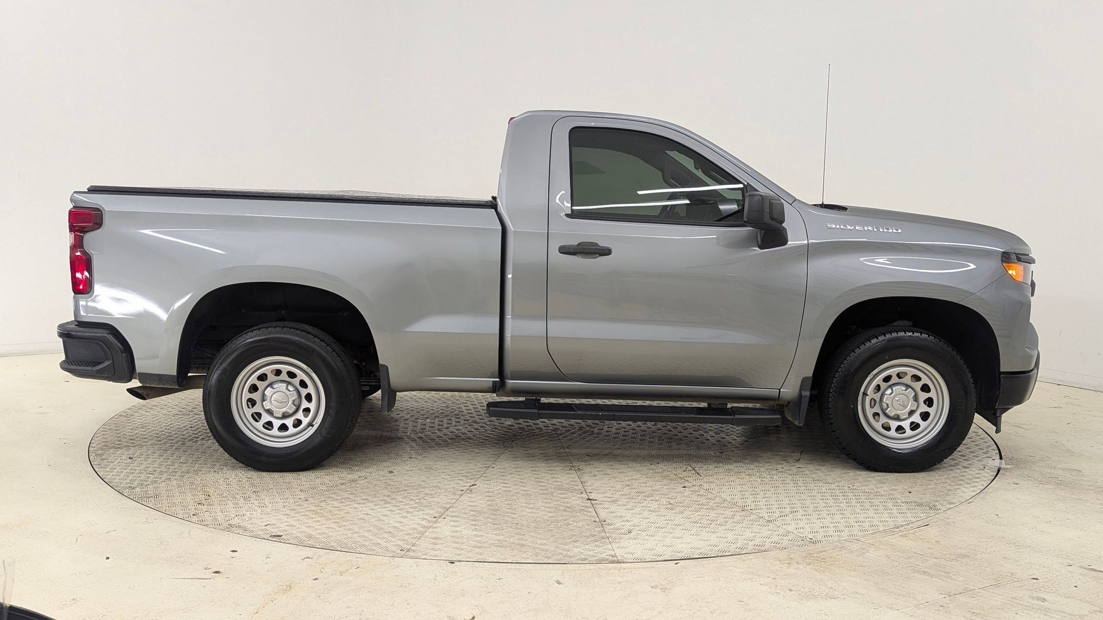 Used 2024 Chevrolet Silverado 1500 W/T w/ Trailering Package image 8