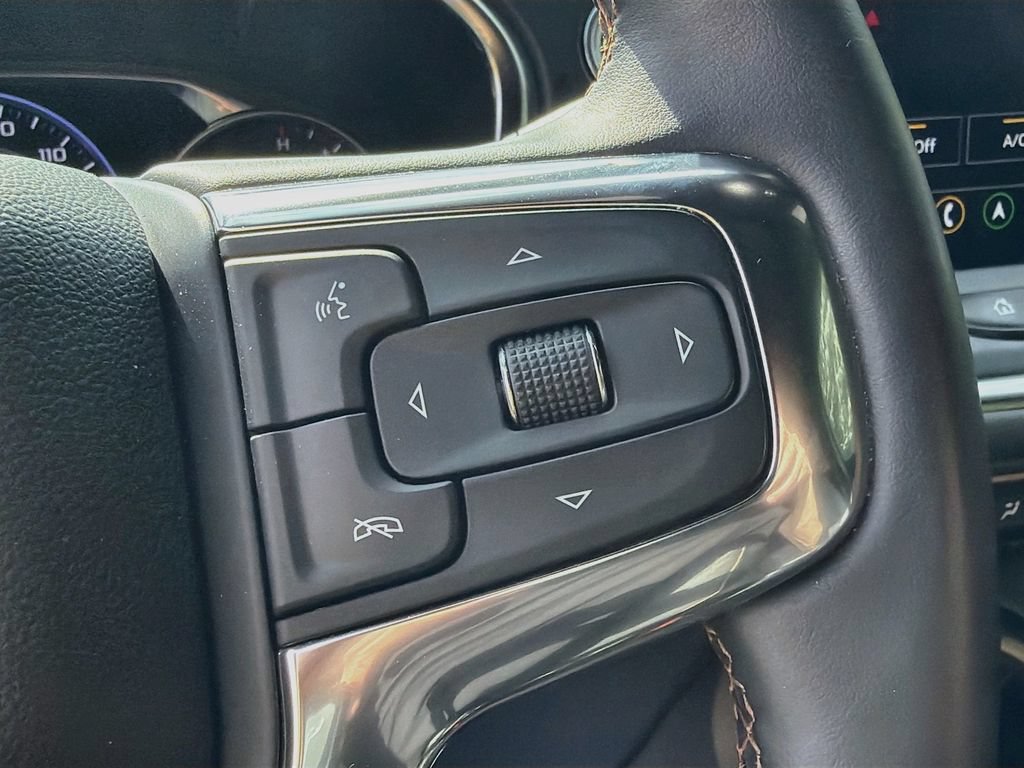 Used 2023 Chevrolet Blazer Premier w/ Driver Confidence II Package AWD/4WD image 13