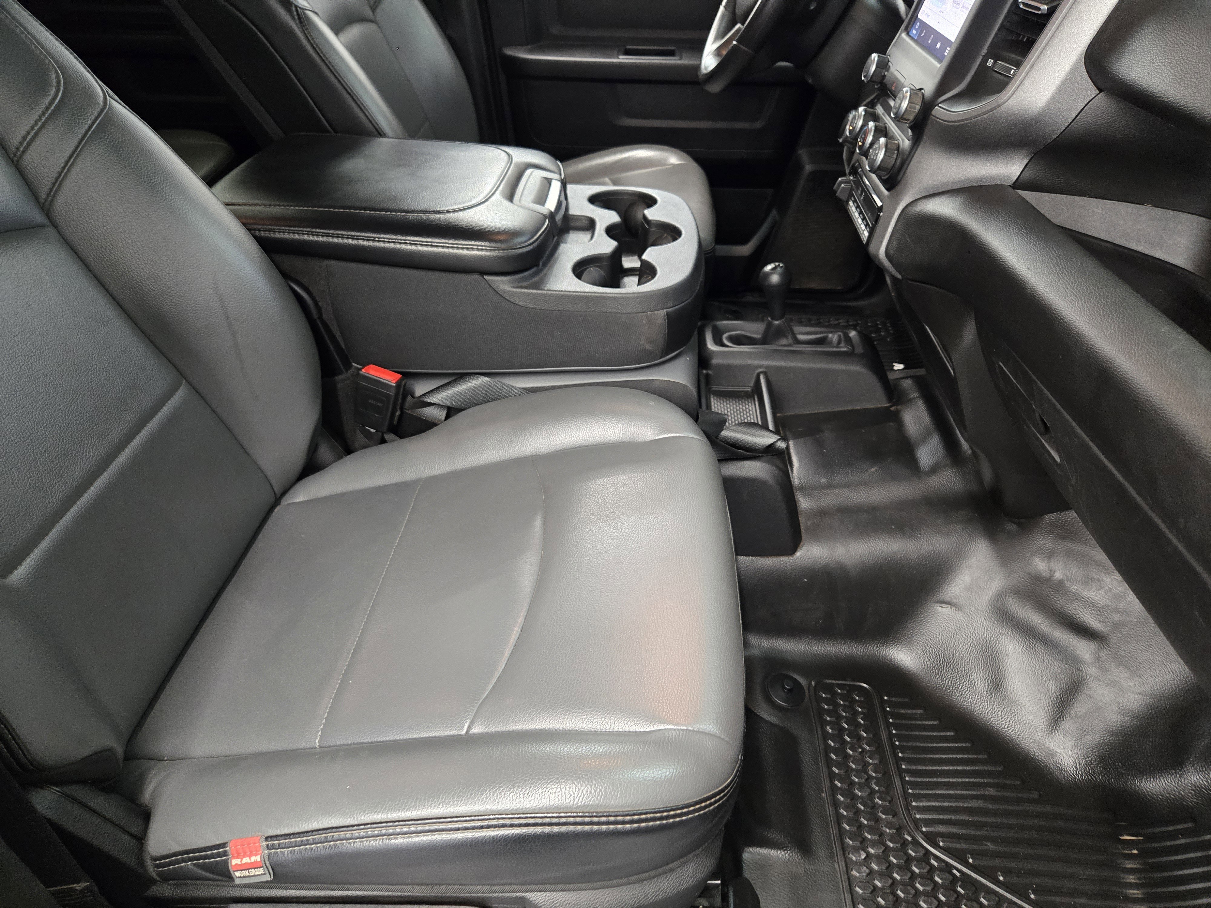 Used 2023 RAM 2500 Tradesman w/ Chrome Appearance Group image 13