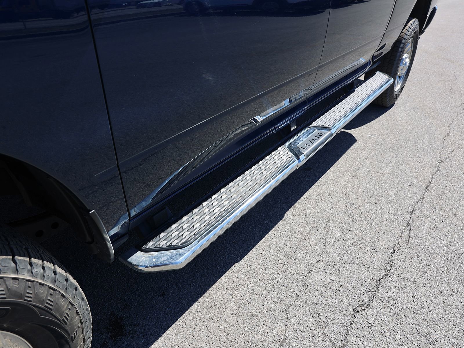 Used 2024 RAM 2500 Tradesman w/ Chrome Appearance Group image 9