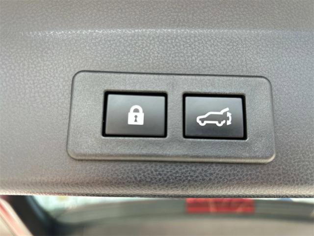 Used 2023 Subaru Ascent Onyx Edition Limited image 22