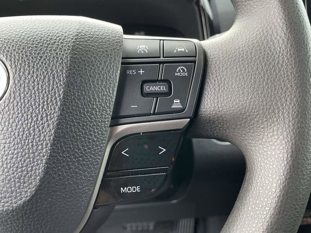 Used 2025 Toyota Camry LE image 19