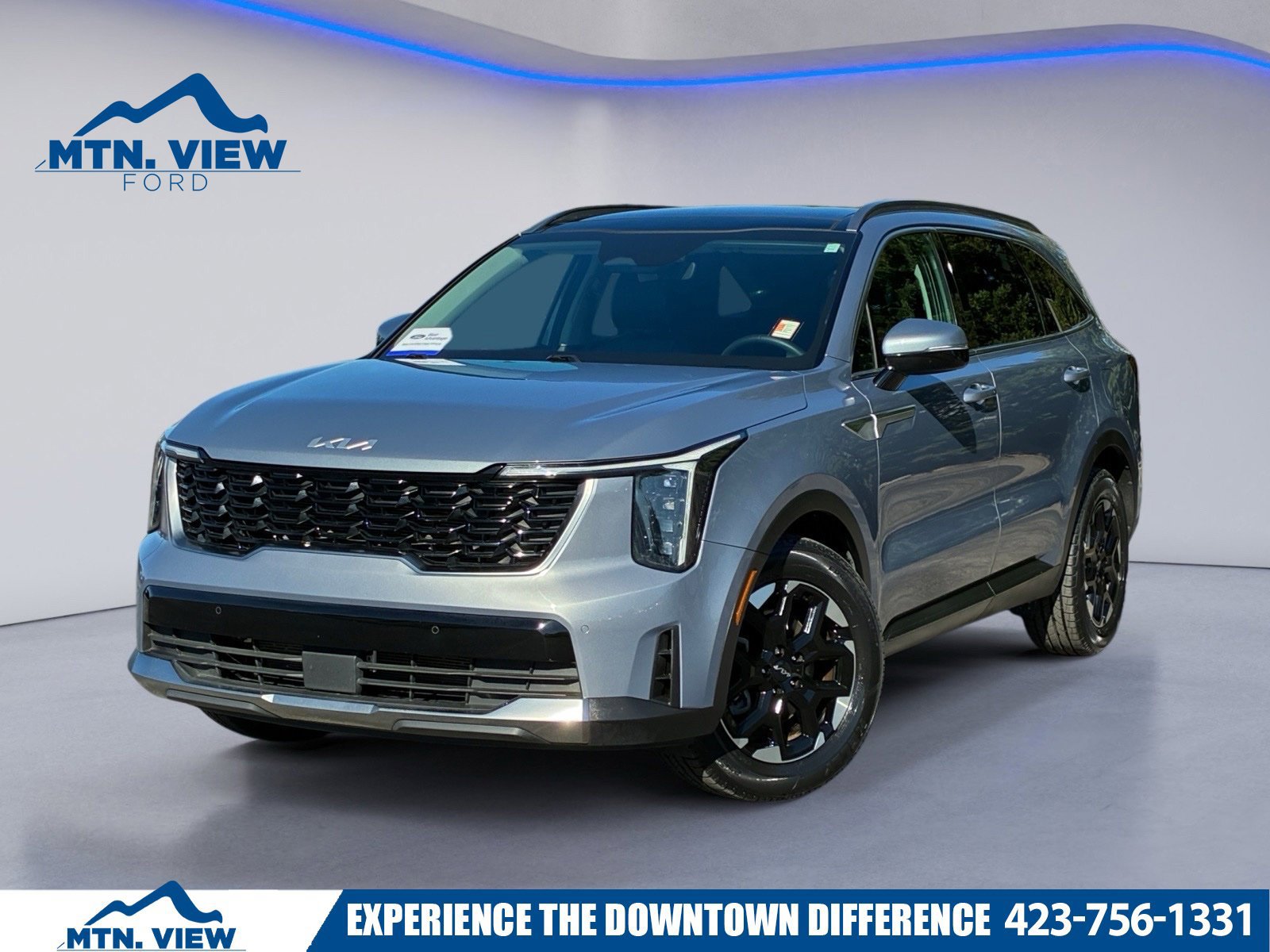 Used 2025 Kia Sorento S w/ Panoramic Sunroof Package
