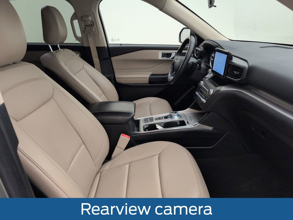 Certified 2020 Ford Explorer XLT w/ Equipment Group 202A RWD image 15