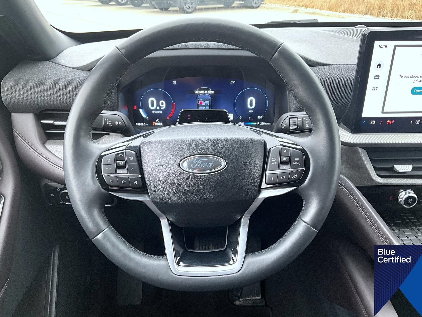 Certified 2025 Ford Explorer Platinum w/ LUX Leather Package AWD/4WD image 11