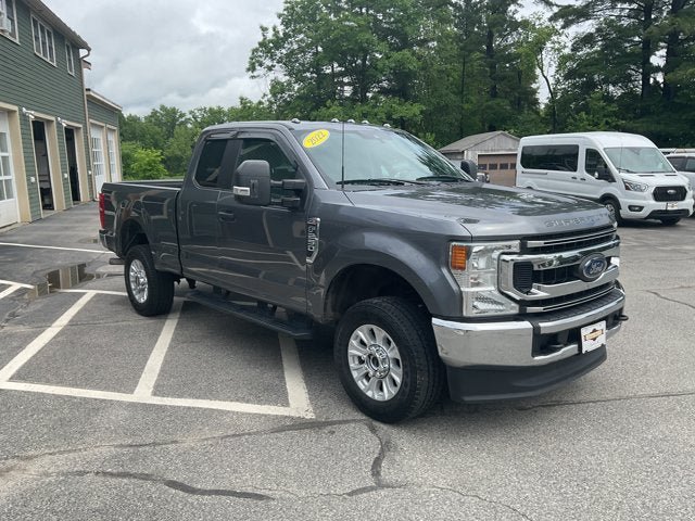 Certified 2022 Ford F250 XL w/ STX Appearance Package AWD/4WD image 5
