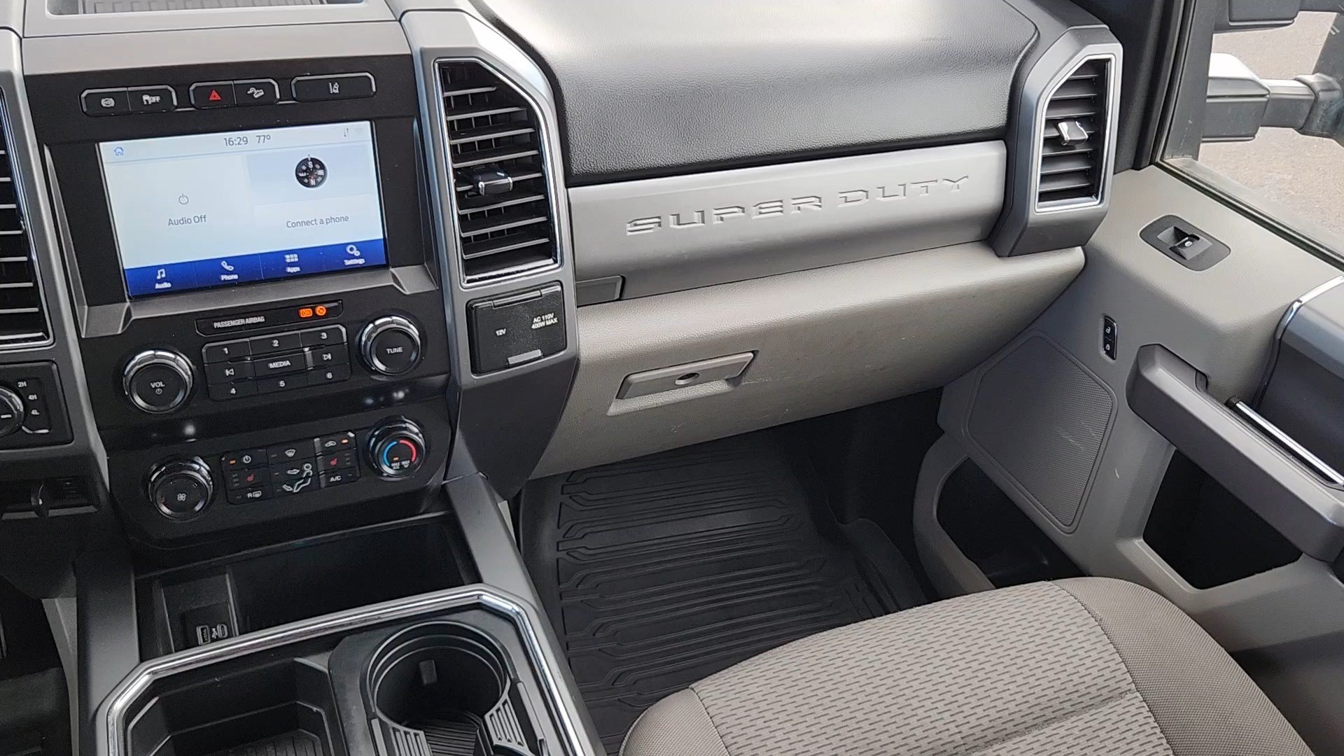 Certified 2020 Ford F250 XLT w/ XLT Premium Package AWD/4WD image 6