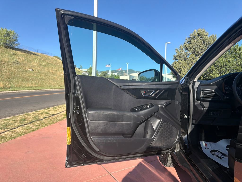 Used 2025 Subaru Outback Premium w/ Popular Package #1A AWD/4WD image 9