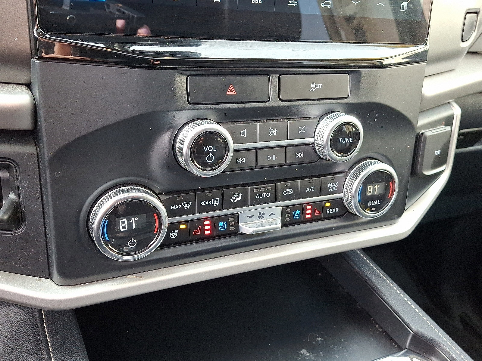 Certified 2023 Ford Expedition Max XLT image 18