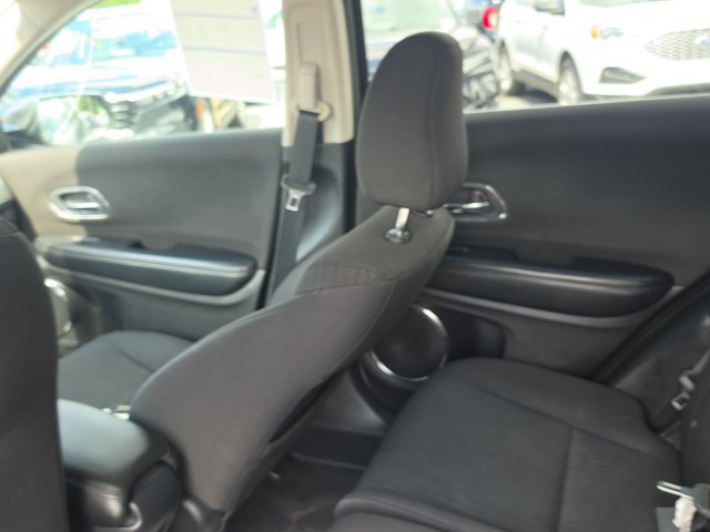 Used 2018 Honda HR-V EX image 17
