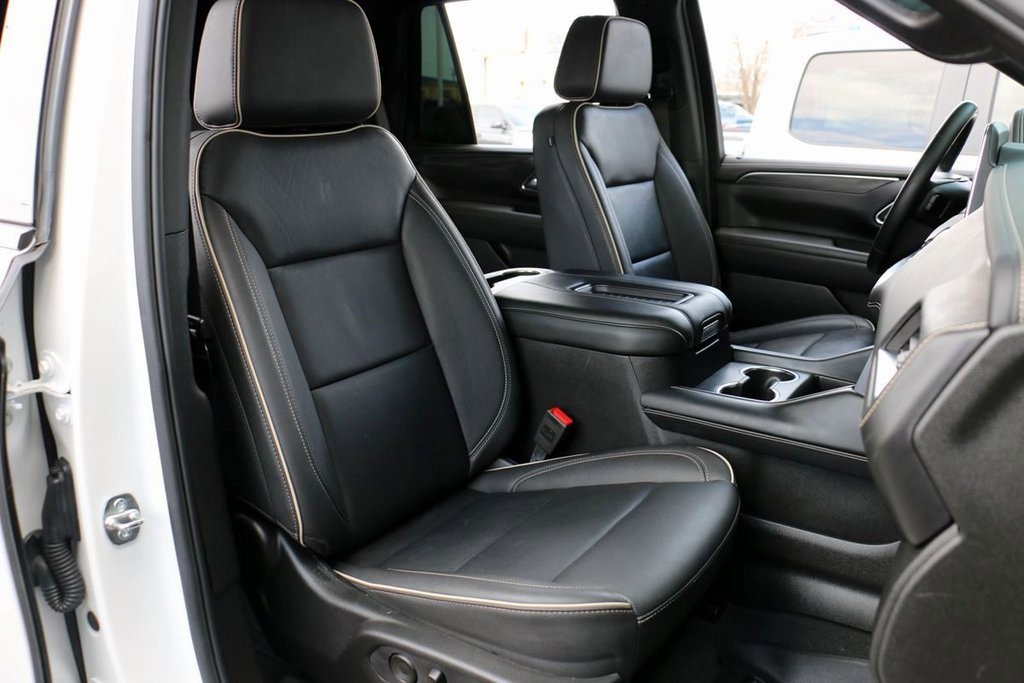 Used 2024 GMC Yukon SLT image 36