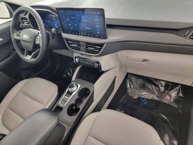 Certified 2023 Ford Escape Platinum AWD/4WD image 19