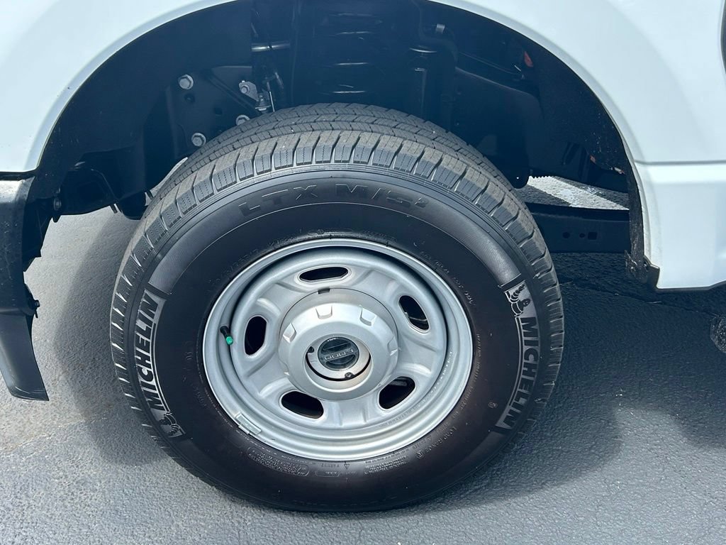 Certified 2026 Ford F250 XL AWD/4WD image 19