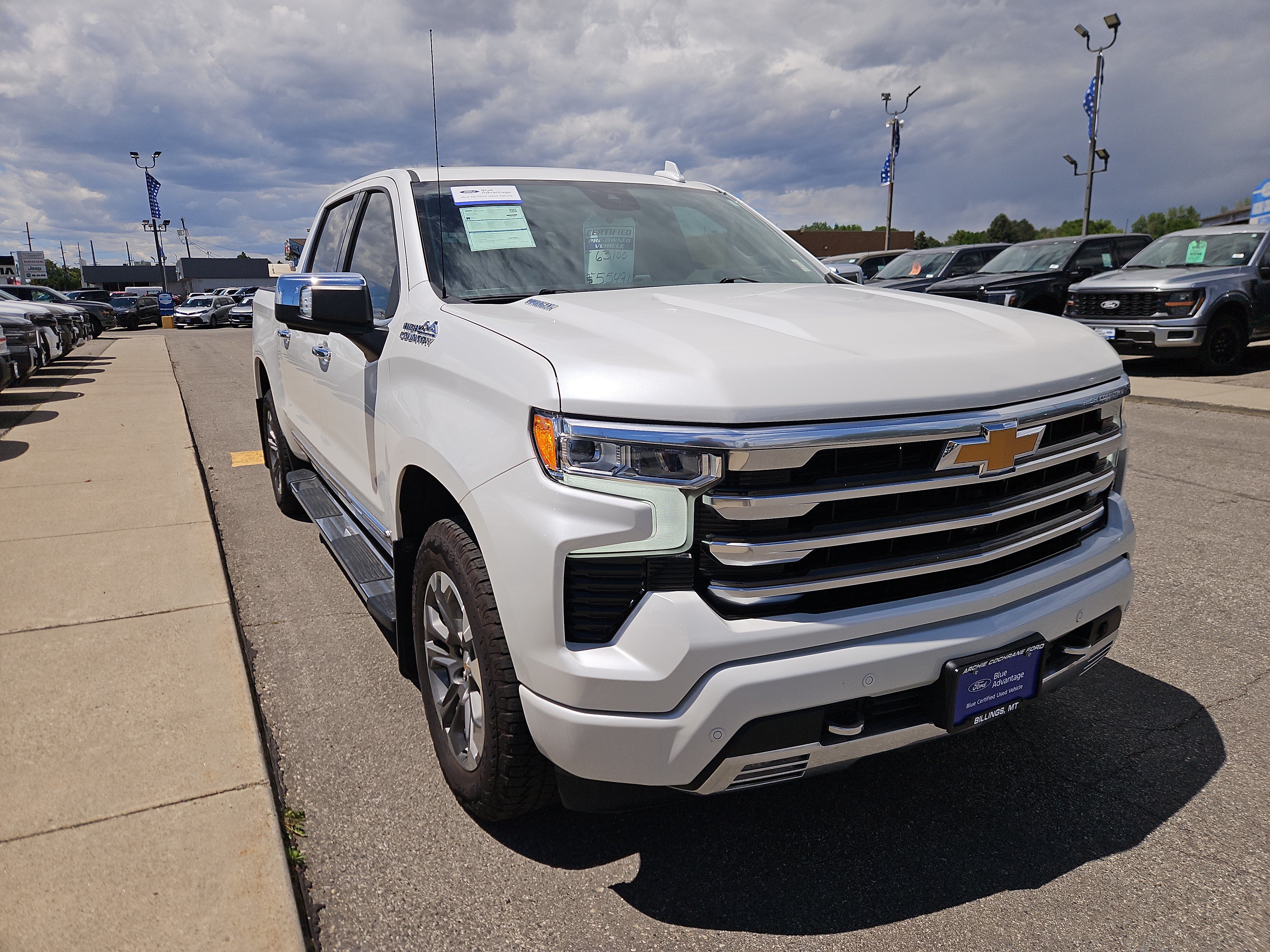 Used 2025 Chevrolet Silverado 1500 High Country w/ Technology Package AWD/4WD image 6