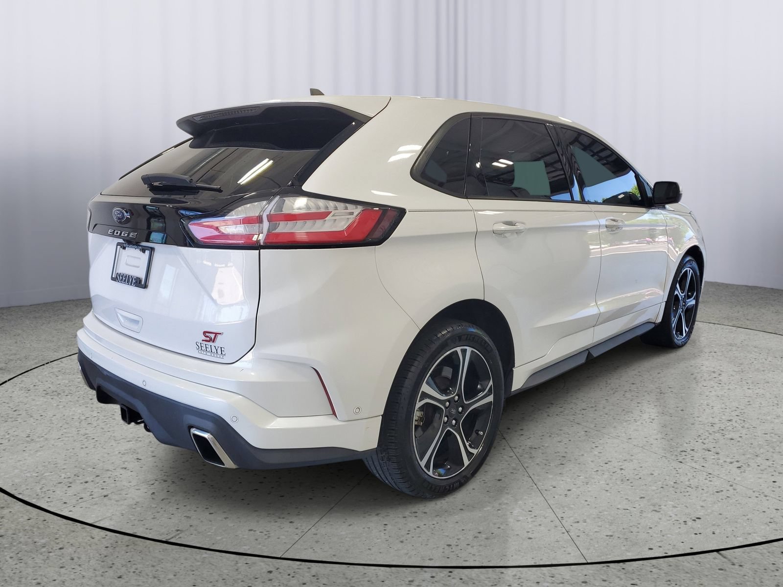 Certified 2022 Ford Edge ST w/ Equipment Group 401A AWD/4WD image 4