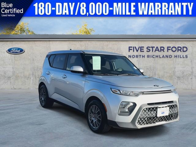 Used 2021 Kia Soul LX image 2