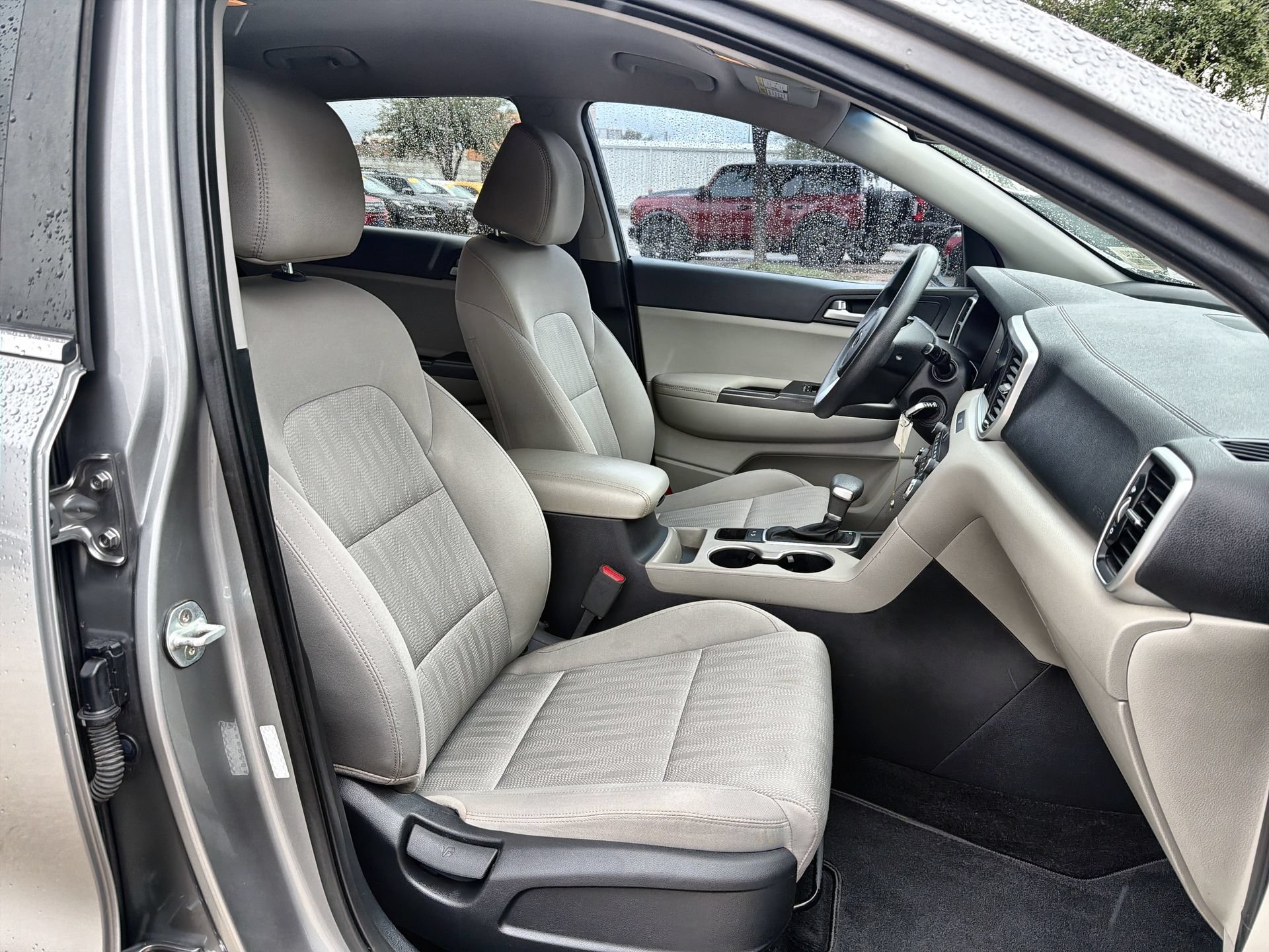 Used 2021 Kia Sportage LX FWD image 23