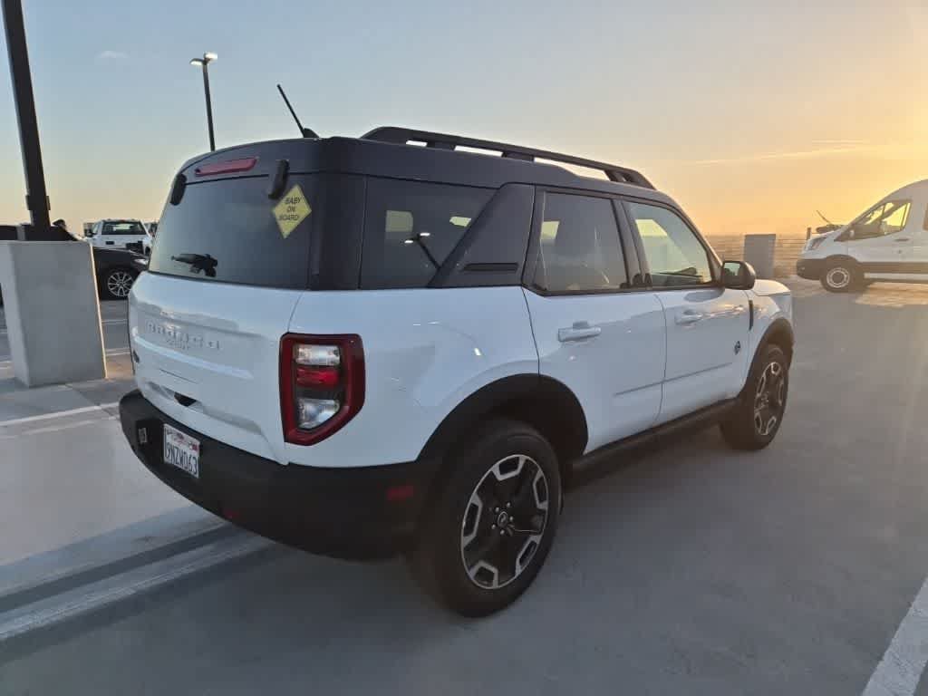 Certified 2024 Ford Bronco Sport Outer Banks w/ Tech Package AWD/4WD image 4