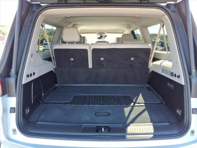 Used 2024 Jeep Wagoneer L 4WD image 25