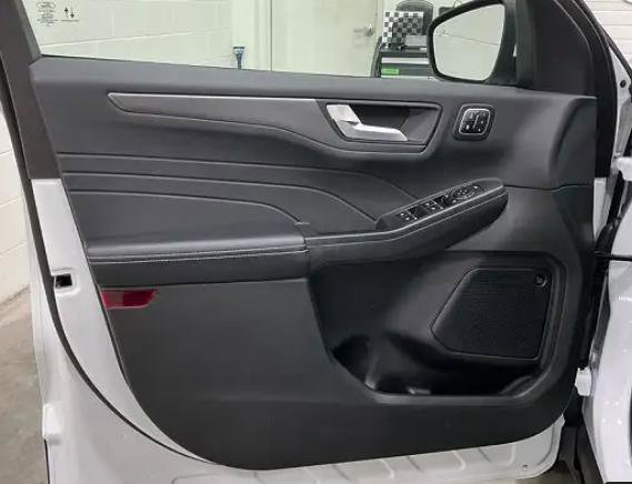 Certified 2023 Ford Escape Active w/ Tech Pack #1 AWD/4WD image 12