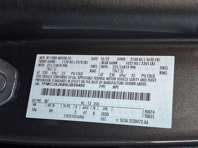 Certified 2022 Ford Escape Titanium w/ Titanium Elite Package image 30