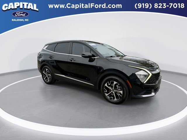 Used 2023 Kia Sportage EX image 8