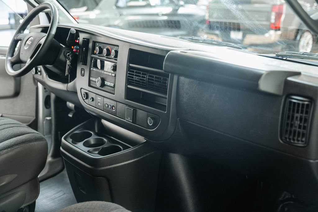 Used 2024 GMC Savana 2500 w/ Driver Convenience Package RWD image 27