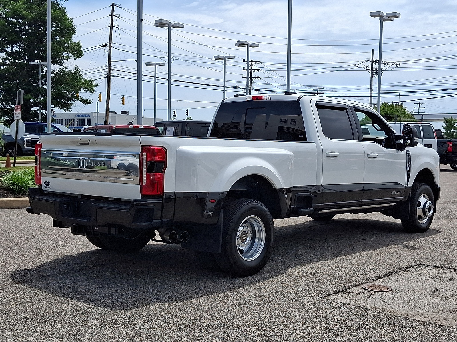 Certified 2024 Ford F350 King Ranch AWD/4WD image 11