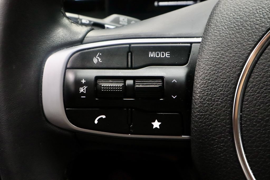 Used 2025 Kia K5 GT-Line w/ GT-Line Premium Package AWD/4WD image 28
