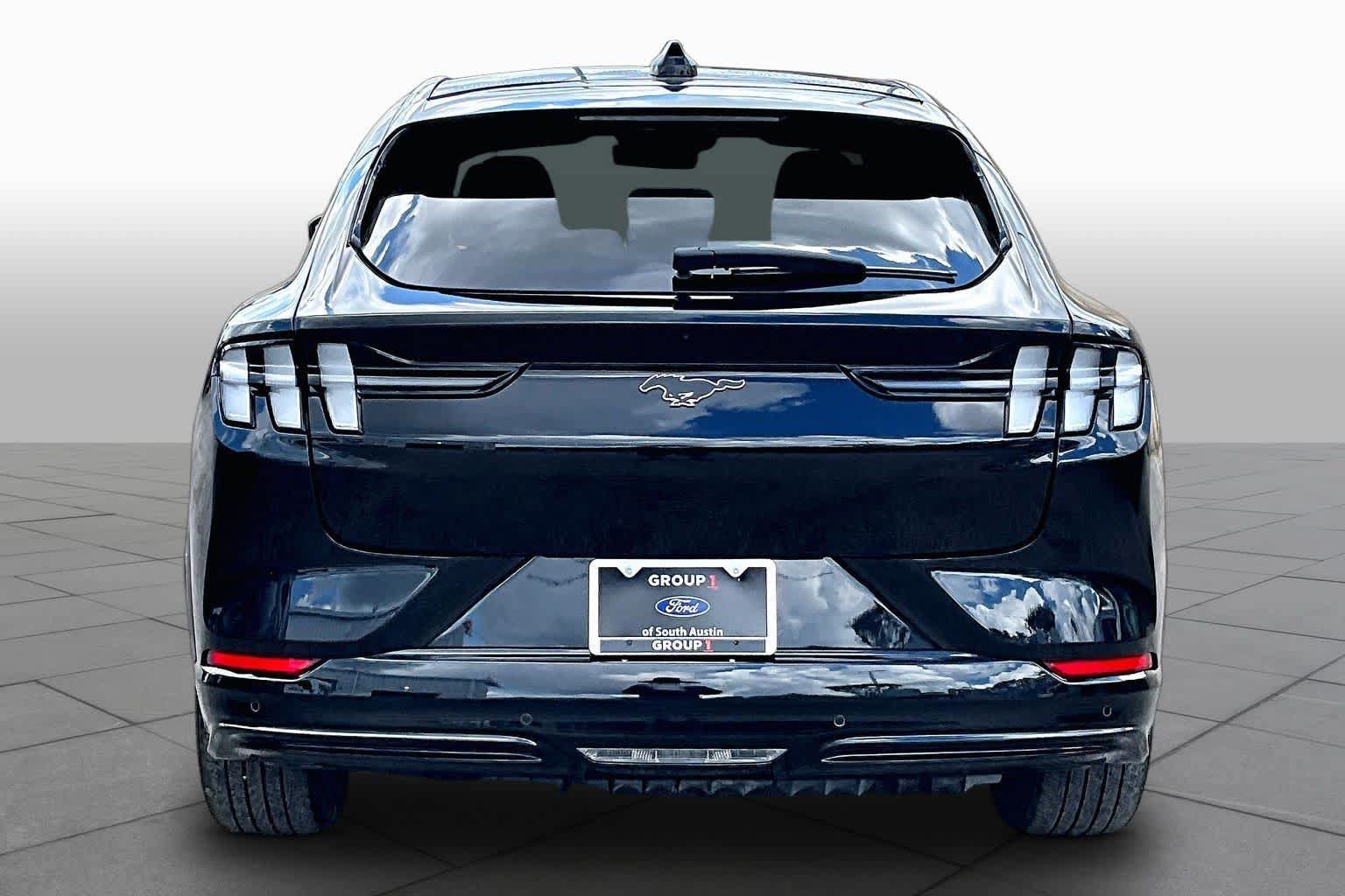 Certified 2025 Ford Mustang Mach-E Premium w/ Sport Appearance Package AWD/4WD image 4