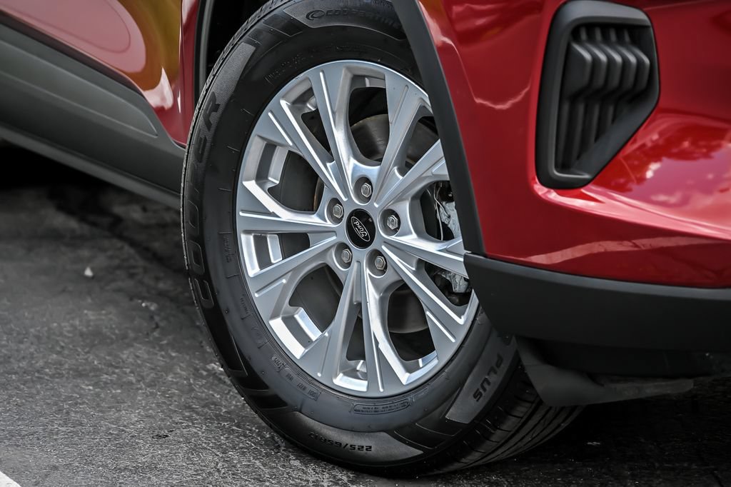 Certified 2023 Ford Escape Active AWD/4WD image 3