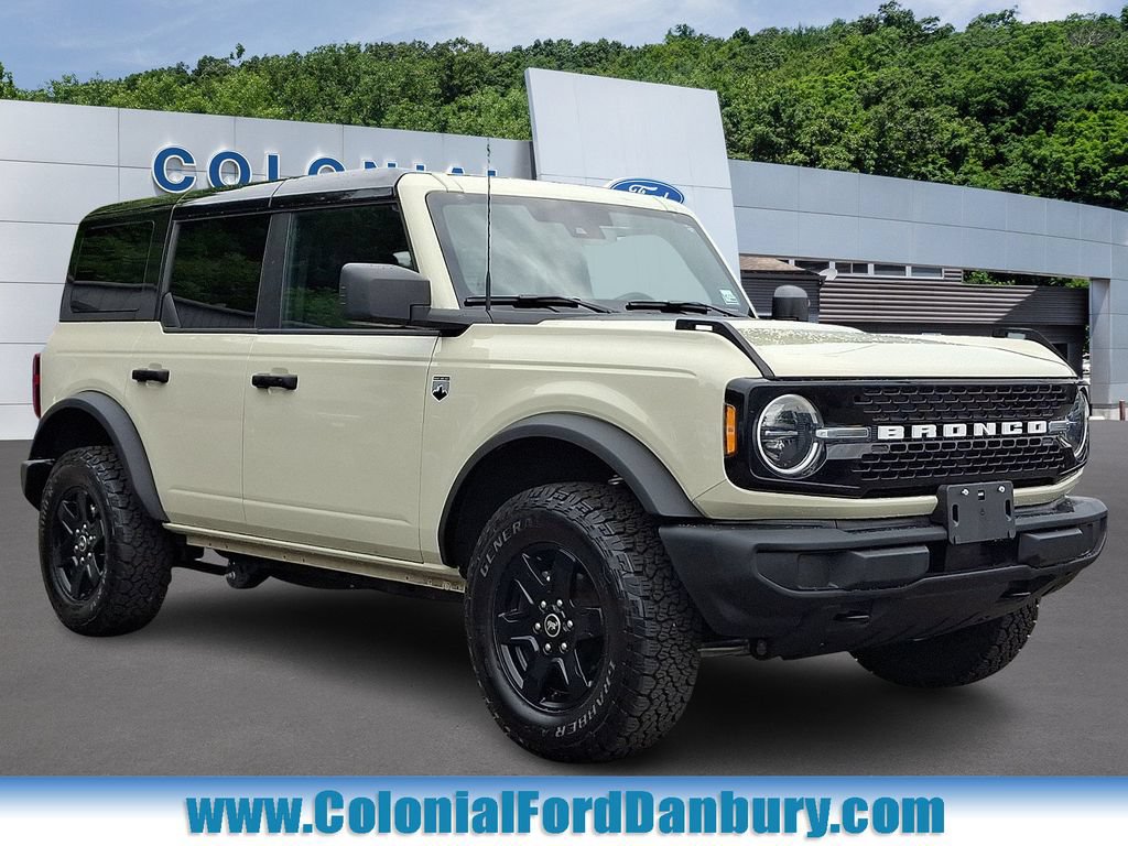 Certified 2025 Ford Bronco Big Bend AWD/4WD image 1